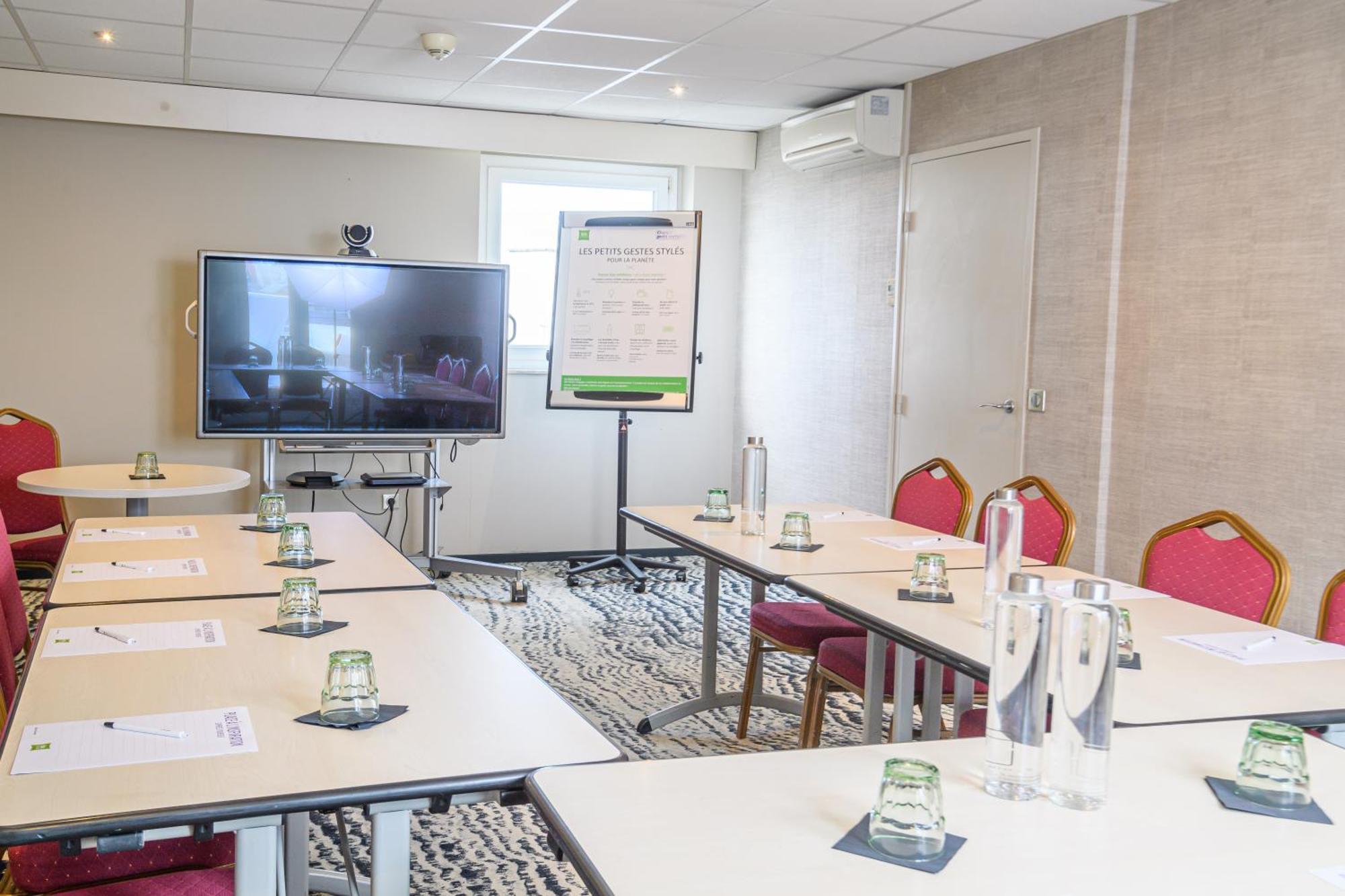 Отель Ibis Styles Tours Centre Экстерьер фото