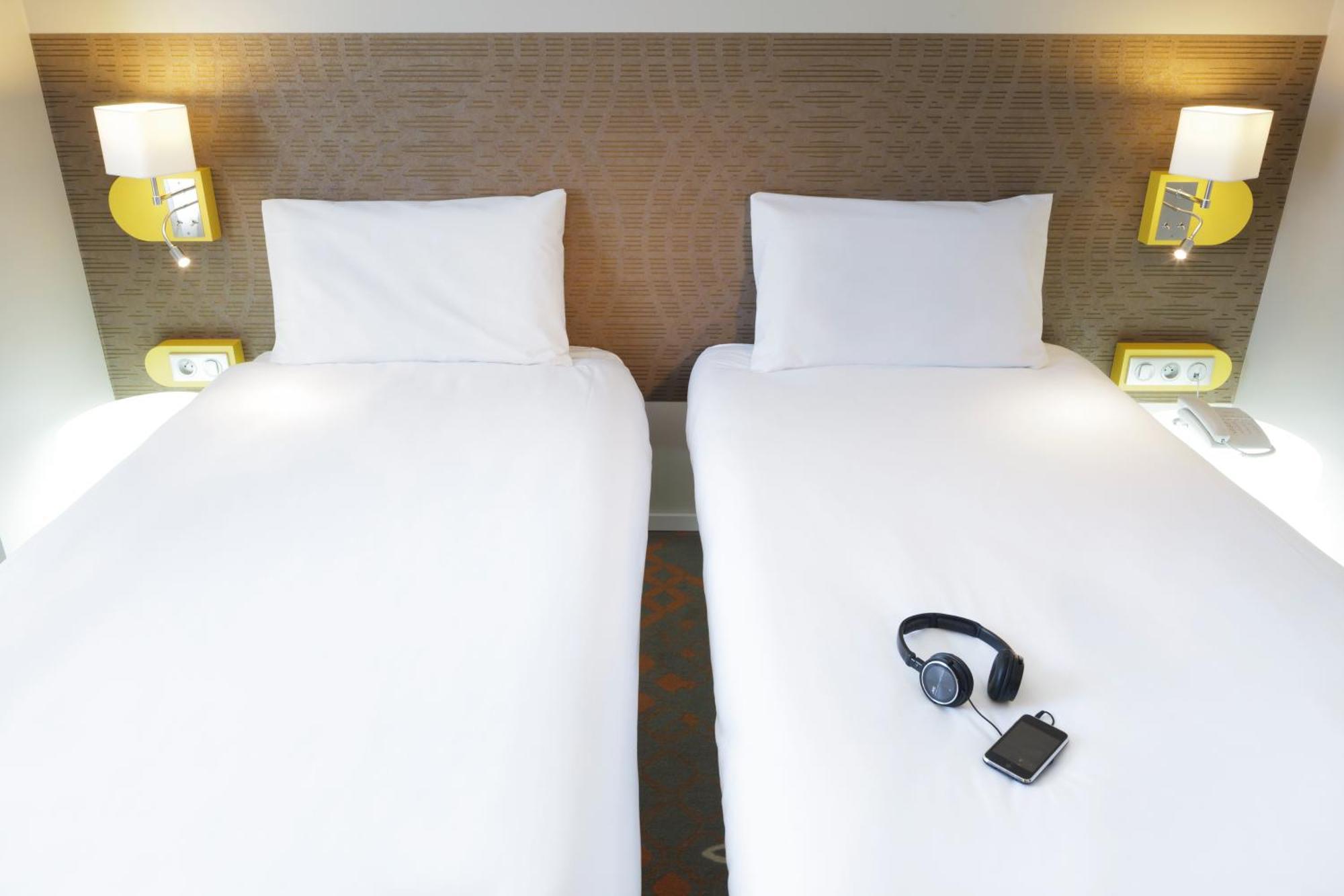 Отель Ibis Styles Tours Centre Экстерьер фото