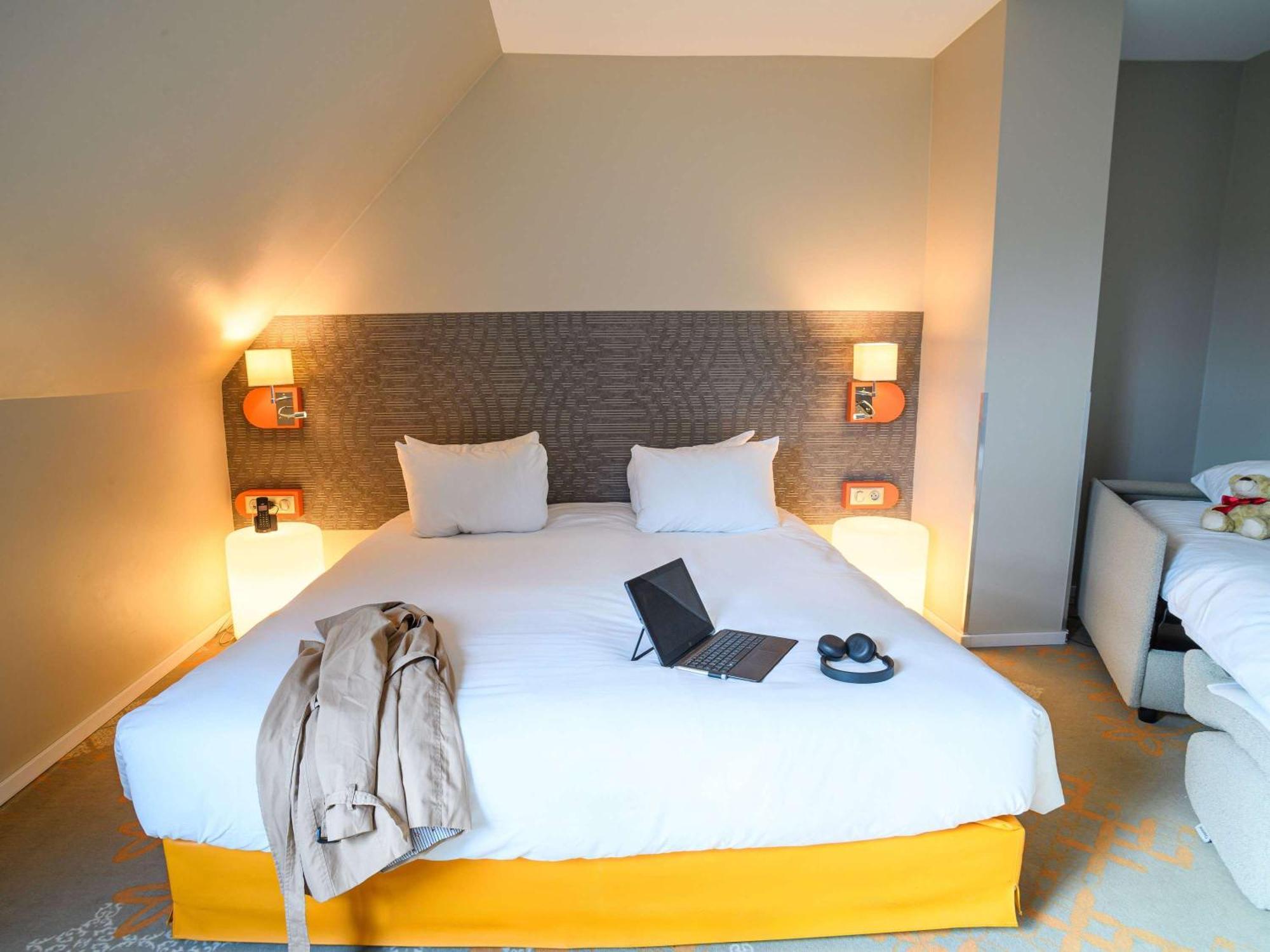 Отель Ibis Styles Tours Centre Экстерьер фото