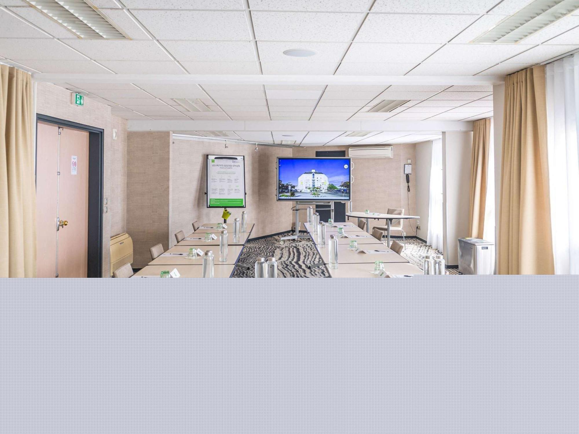 Отель Ibis Styles Tours Centre Экстерьер фото