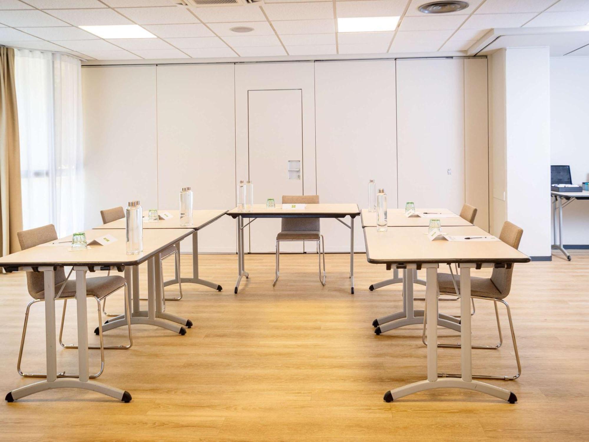 Отель Ibis Styles Tours Centre Экстерьер фото