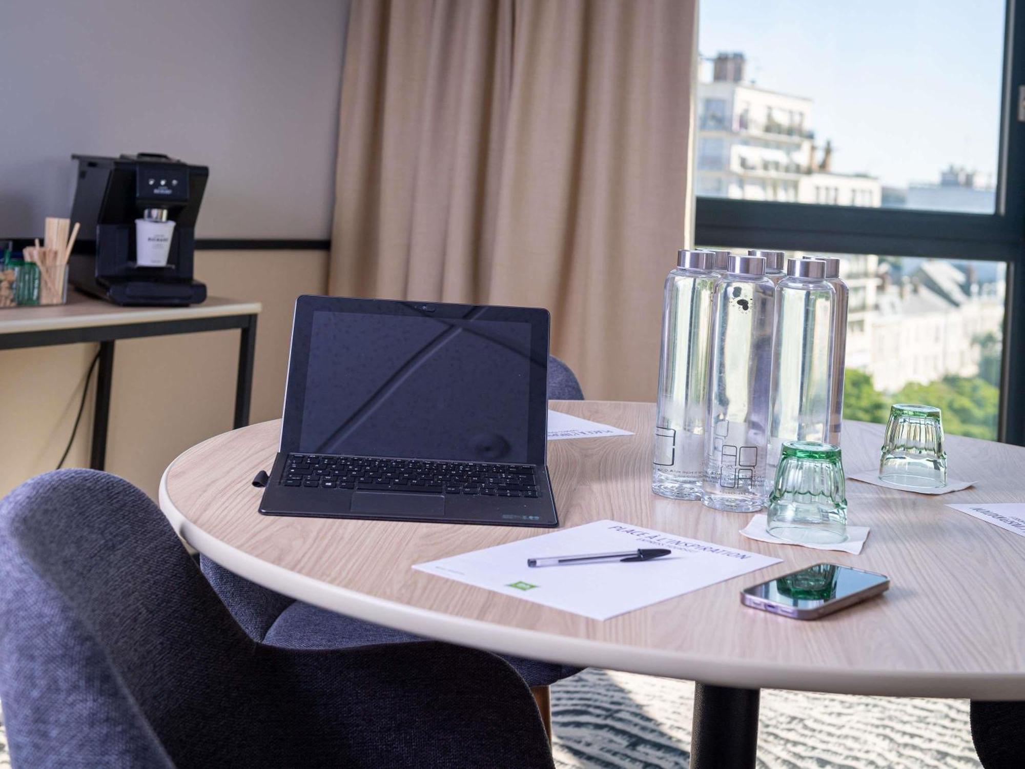 Отель Ibis Styles Tours Centre Экстерьер фото
